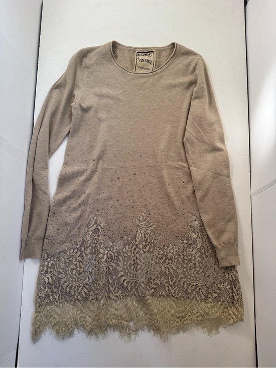 Vintage Concept Tops - Vintage Concept Cashmere blend taupe long-sleeve tunic scalloped lace hem M